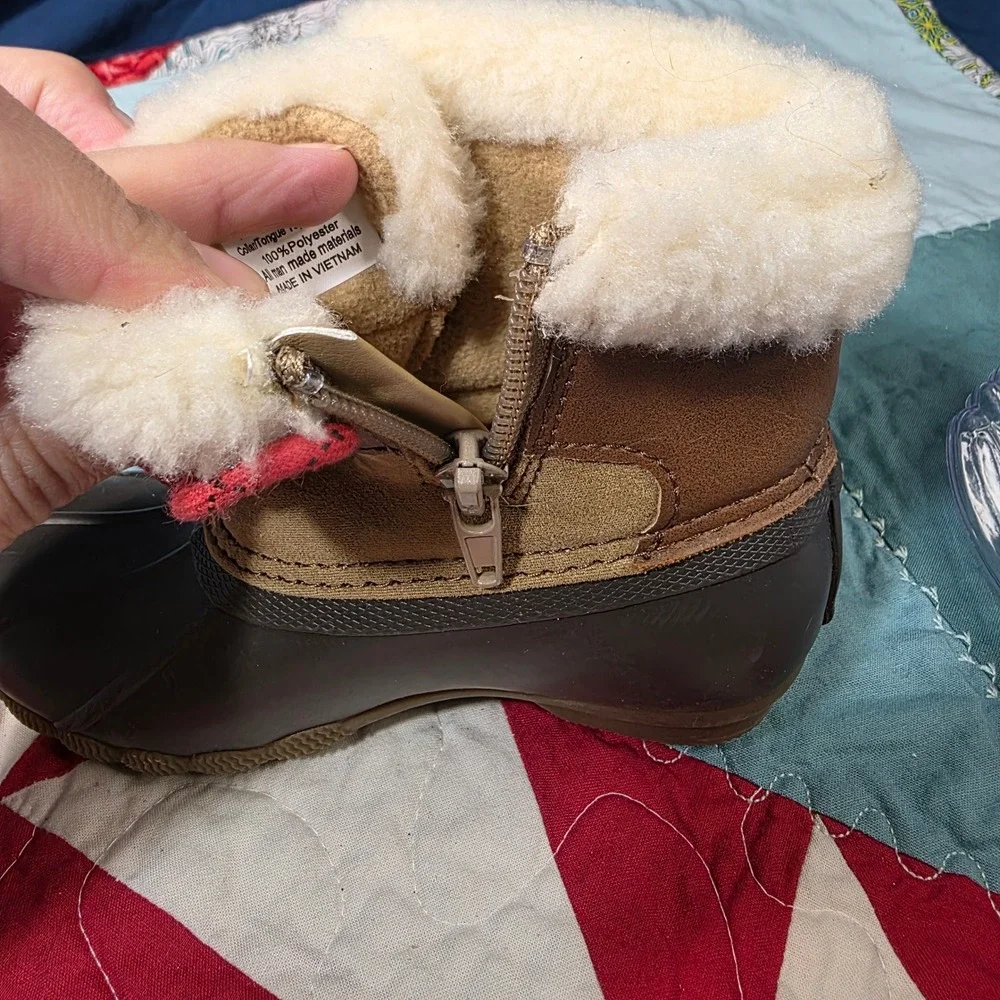Sperry Saltwater Duck Boots Kids Size 10 Brown Tan Faux‎ Fur Waterproof Zip